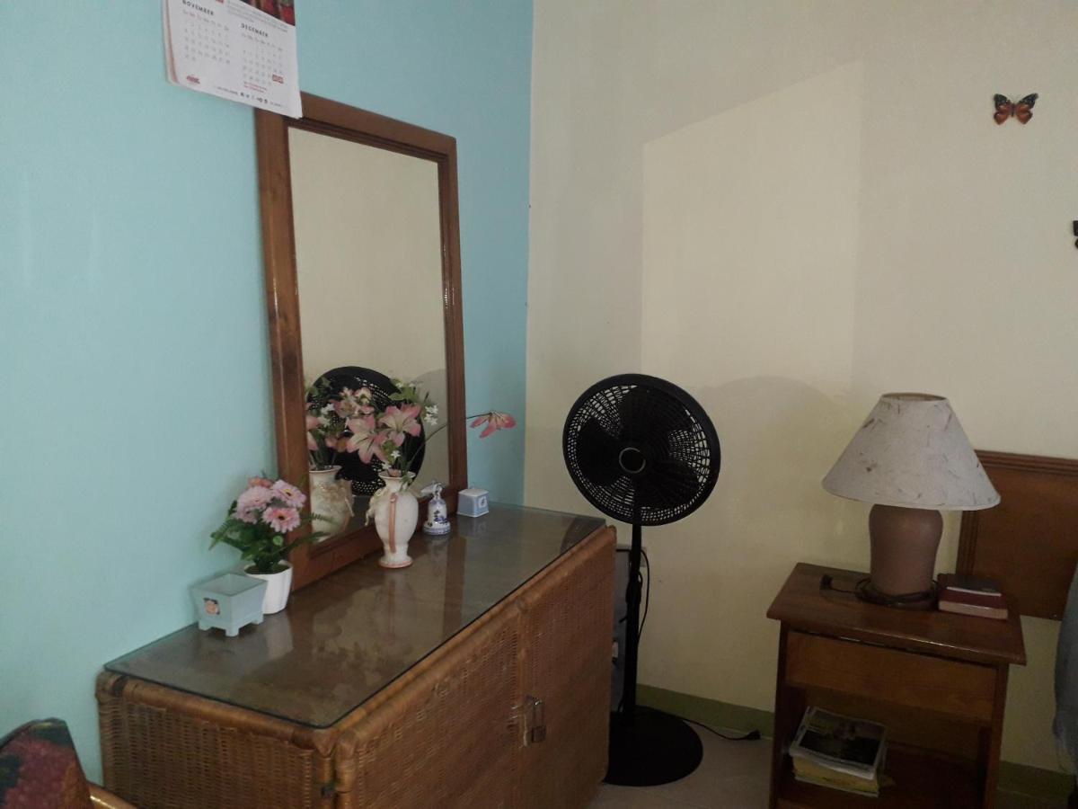 Seacastle Deluxe Studio Montego Bay Exterior photo