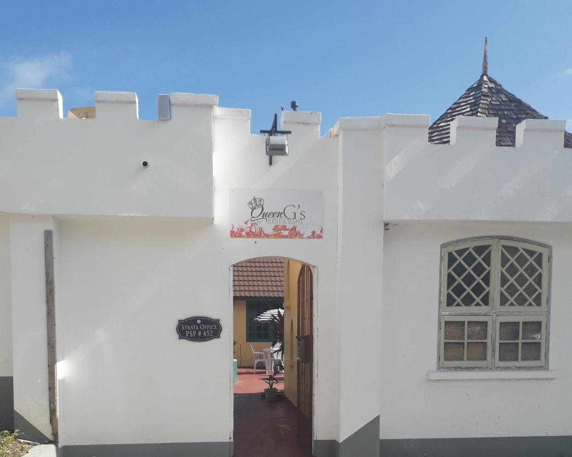 Seacastle Deluxe Studio Montego Bay Exterior photo
