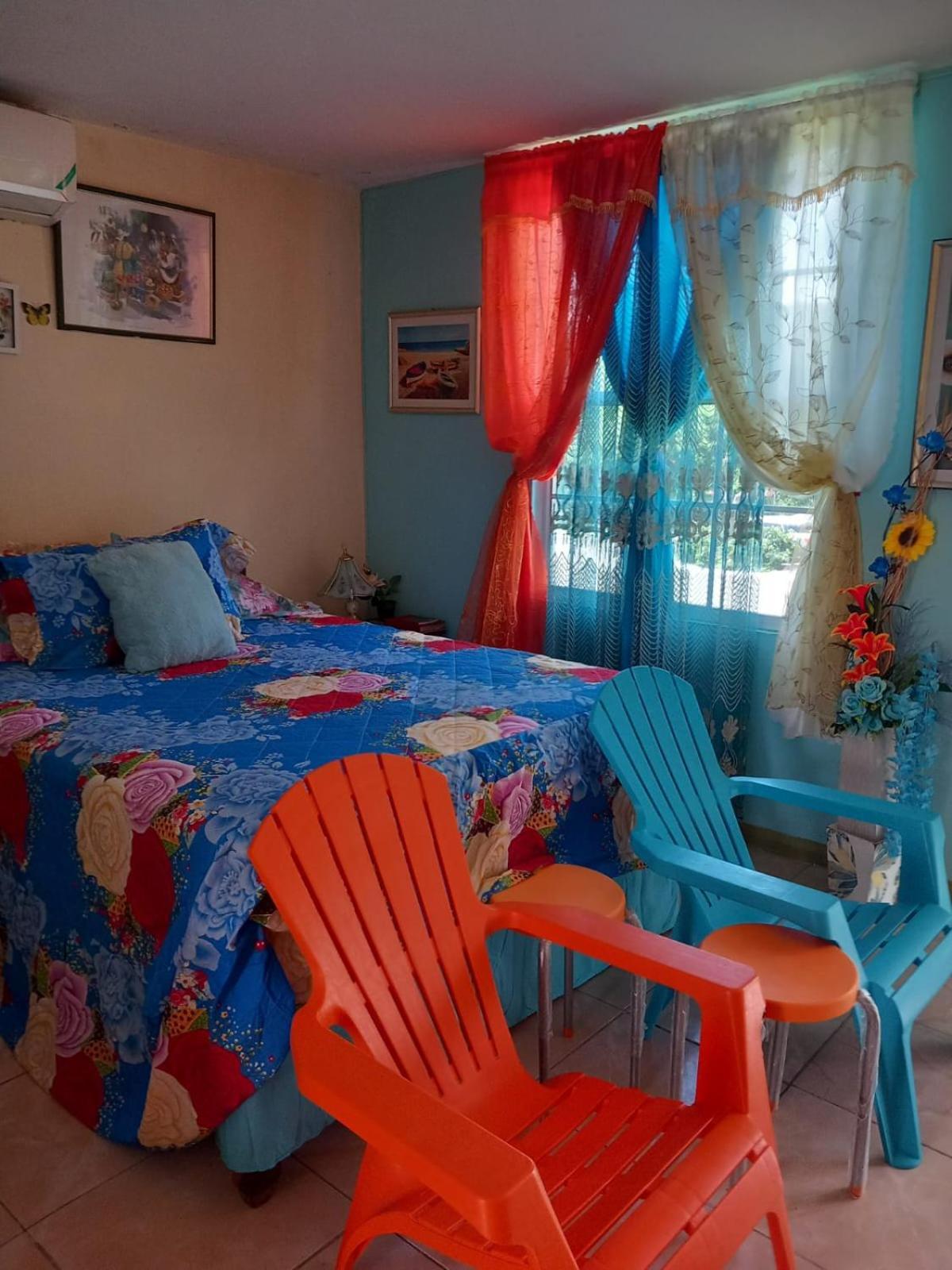 Seacastle Deluxe Studio Montego Bay Exterior photo